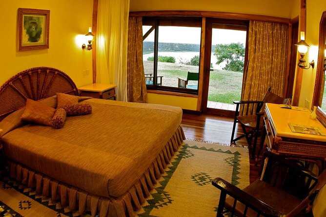11 Days Classic Wildlife Of Uganda Tour - Pricing Information