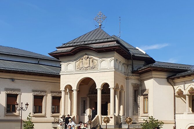 3 Hours Private Walking Tour in Bucharest City - Includes