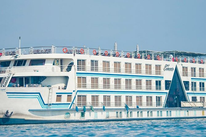 5 Days Private Guided Nile Cruise Tour From Luxor to Aswan - Edfu & Kom Ombo: Day 2 Excursions