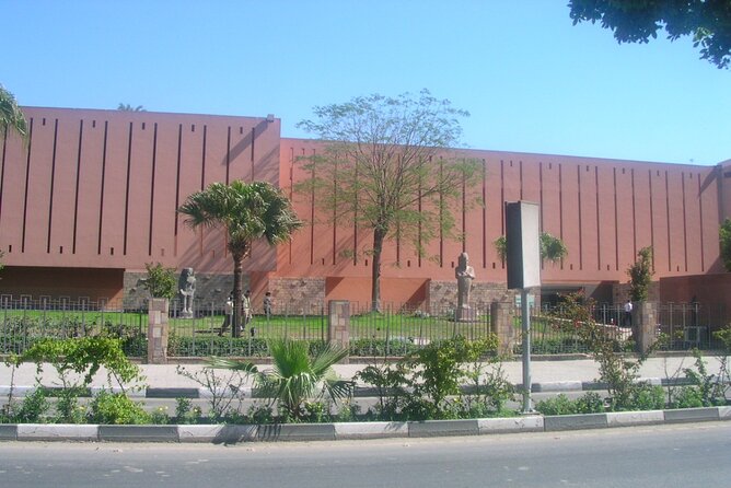 A Glimpse Into the Past: Luxor Museum Visit Tour - Egyptologist Insights
