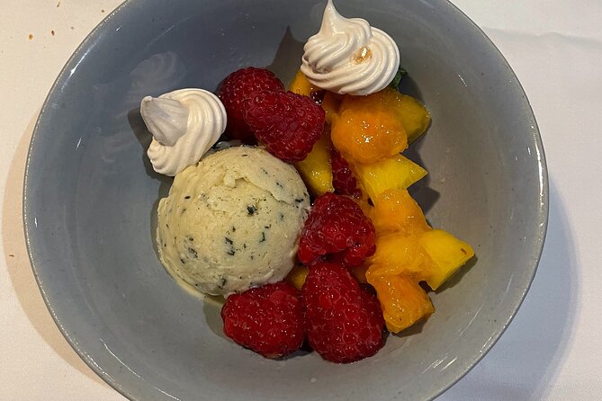 A Tasty 4-course Parisian Dinner in Montmartre - Pricing and Booking Information