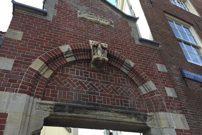 Amsterdam Self-Guided Walking Tour & Scavenger Hunt - Accessibility