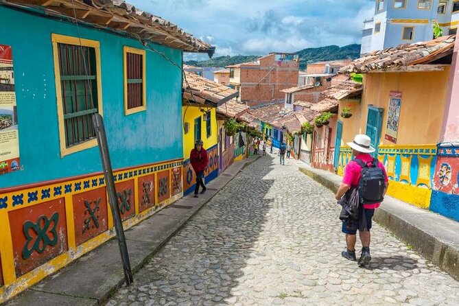 Antioquia – Colorful Village Experience