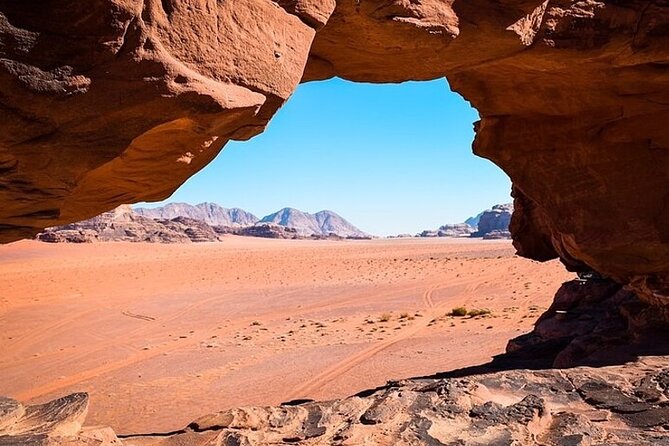 Aqaba South Beach to Wadi Rum Private Transfer - Booking Options Available