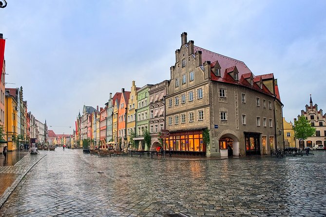 Arrival Private Transfer From Munich Airport MUC to Munich in Luxury Car - Pricing and Availability