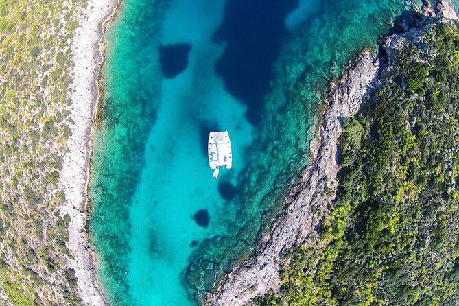 Athens Highlights Private Tour With Catamaran Cruise Including Meal - Additional Information