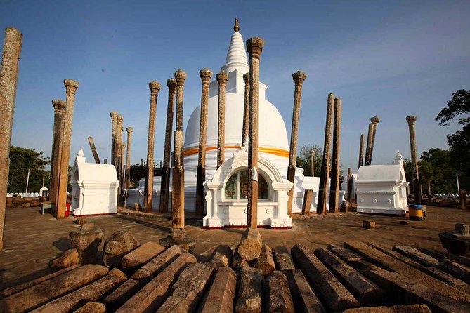 Aukana & Ancient Kingdom Anuradhapura Day Tour From Kandy - Itinerary Overview