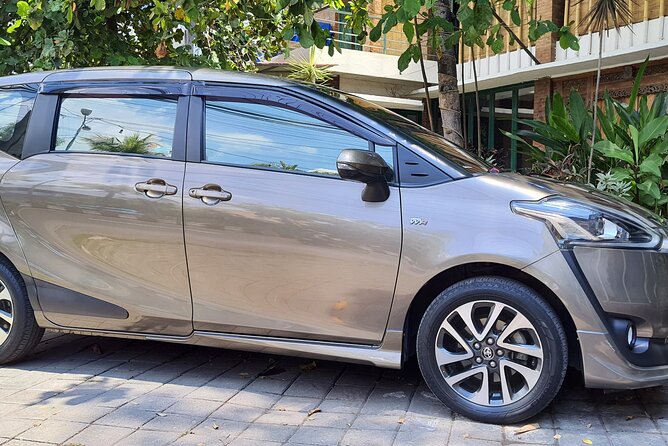 Bali Airport Transfer Check in or Check Out Ubud Area Luxury Car - Location
