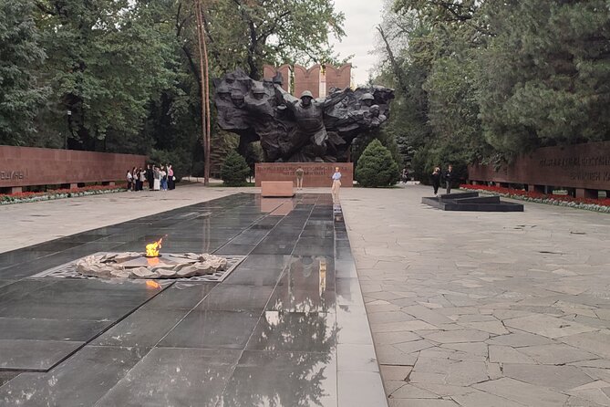 Beautiful Sights and Museums in Almaty in One Day - Evening Stroll: City Lights and Nightlife