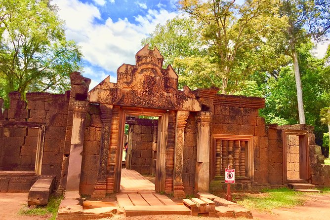 Bonteay Srei 1000 Shiva Lingas Trekking Private Tour - Tour Expectations