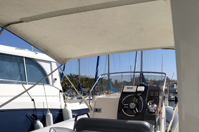 Capelli Tempest 800 Boat Rental (2024) in Ibiza - Meeting and End Points