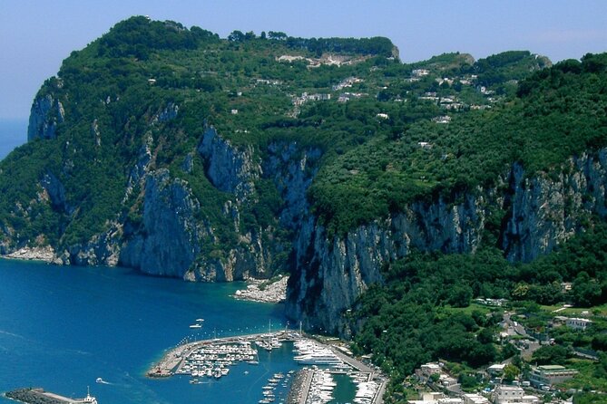Capri - Private Tour - Chairlift and Island Exploration
