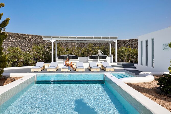 Couples' Massage With Dinner, Day Access to Pool, Wine & Fruits - Restrictions: Who Should Avoid