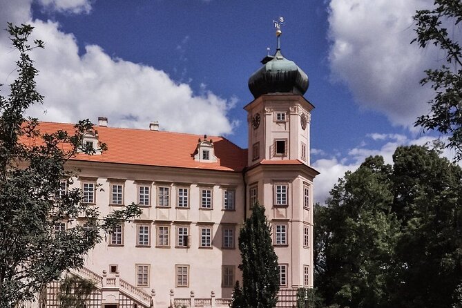 Czech Castles Scooter Tour for 1 Day. the South Way. (Audio Guide) - Meeting and Pickup Details