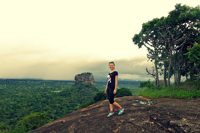 Day Excursions to PIDURAGALA ROCK From Colombo With Lunch - Lunch Details