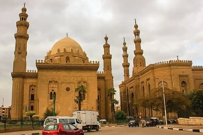 Day Tour of the Most Famous Mosques in Cairo - Historical Significance of Each Mosque