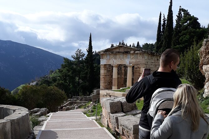 Delphi & Corycian Oracle Leonidas & 300 Battlefield Private Tour - The Battlefield of Leonidas & 300