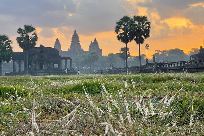 Discover 11days Siem Reap Phnom Penh, Kampot, and Kampong Som - Pickup and Meeting Details