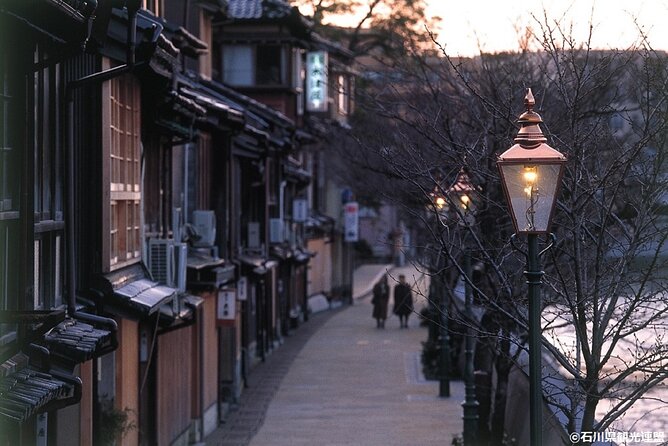 E-Bike Cycling Guided Private Tour of KANAZAWA Main & KENROKUEN - Additional Notes and Post-Tour Visits