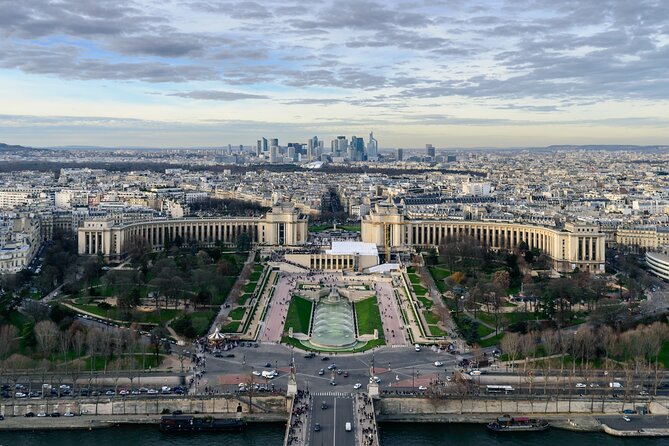 Eiffel Tower Tour With Top Floor Access - Value and Reviews