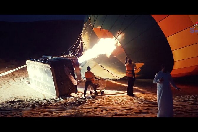 Enjoy Dubai Hot Air Balloon Views From Amazing Dubai - Accessibility and Group Size