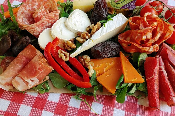 Exclusive Gourmet Picnic Experience at the Eiffel Tower - Booking Details and Pricing