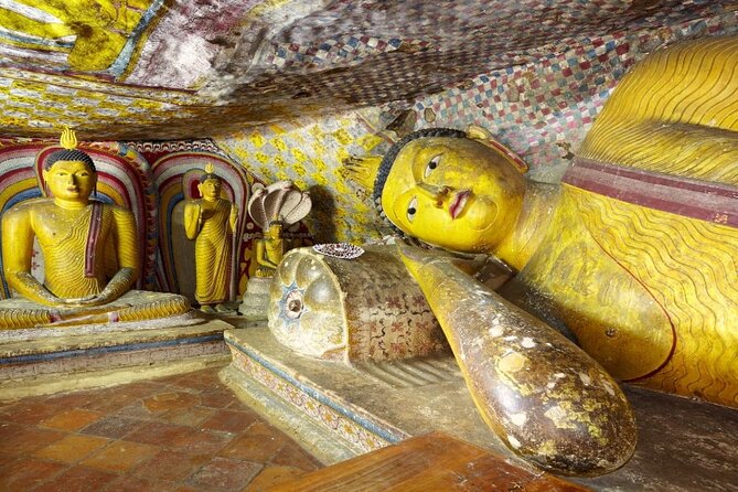 Excursion to Ancient Historical Mirages (SIGIRYA & DAMBULLA) - Directions and Recommendations