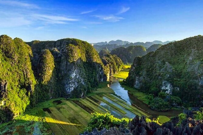 Exploring From Hanoi: Tam Coc, Hoa Lu & Mua Caves Full-Day Trip - Safety and Accessibility Information