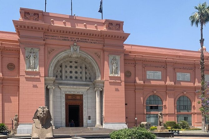 Full Day Private Giza Pyramids ,City Tour, Dinner Nile Cruise - Tour Guide and Camel Ride