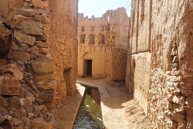 Full-Day Private Tour of Nizwa From Muscat - Pickup