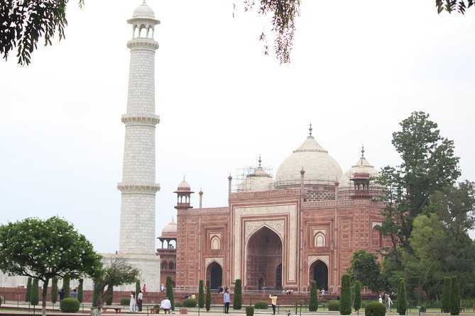 Full-Day Private Tour of the Best Photography Spots in Agra - Entry Tickets Information