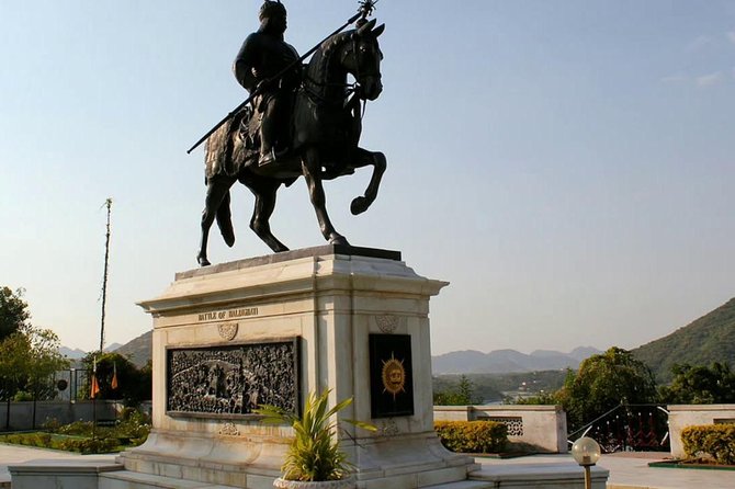 Full-Day Udaipur Sightseeing Tour by Private Car and Driver - Booking Details