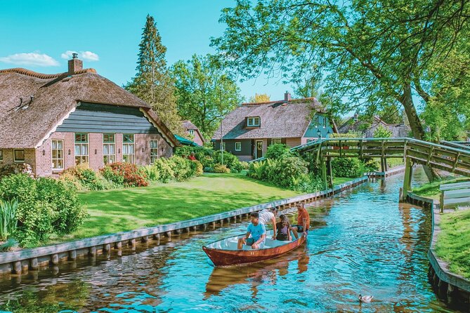 Full Day Guided Tour to Giethoorn With Boat Ride From Amsterdam - Transportation Details