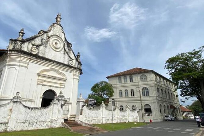 Galle Fort-Unesco WH -Day Tour - Pick up & Drop From Colombo - Duration and Group Size