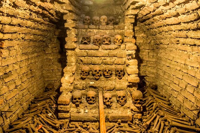 Half-Day City Walking Tour Limas Royalty Including Catacombs - Tips for Travelers