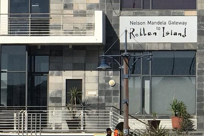 Half-Day Robben Island Tour Including Tickets, Afrogem & Transfer - Cancellation Policy