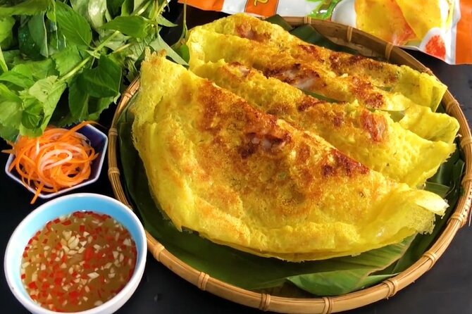 Hoi An Street Food Tour By Walking With Night Lantern Boat Ride - Night Lantern Boat Ride