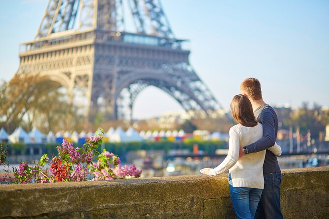 Inspiring Paris Walking Tour for Couples - Lock Your Love at Pont Des Arts