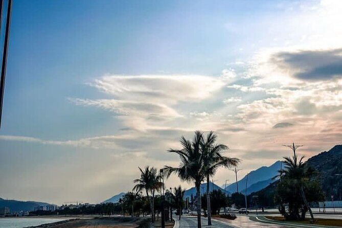 Khor Fakkan Beach Fujairah Tour From Dubai - Directions and Tour Itinerary