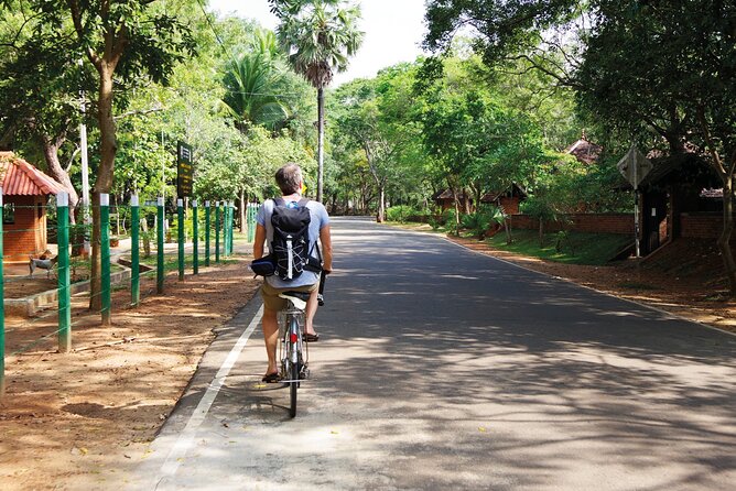 Kingdom Trail Cycling Tour From Colombo
