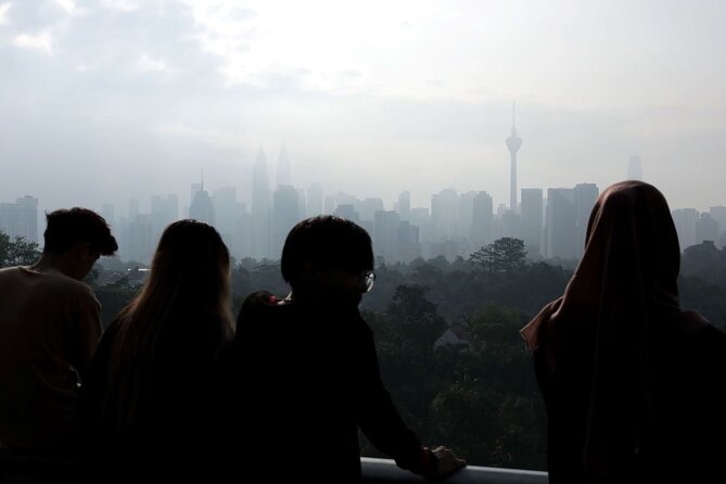 Kuala Lumpur Sunrise Tour With Breakfast Teh Tarik & Roti Canai - Meeting & Pickup Details