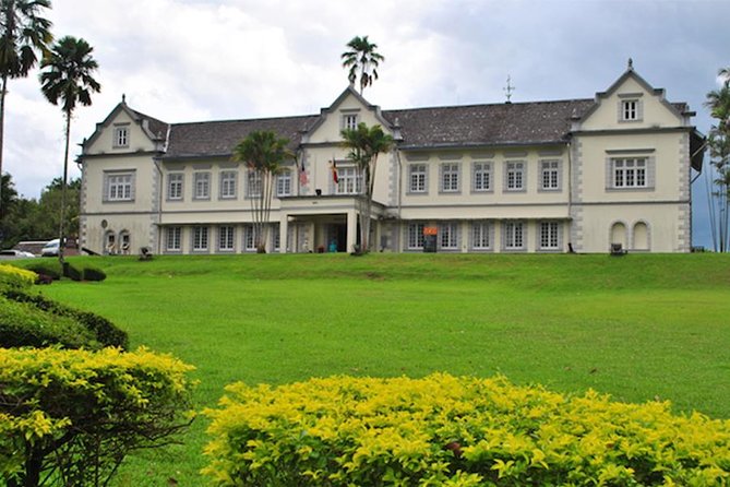 Kuching City Tour & Semenggoh Wildlife - Tour Price and Capacity