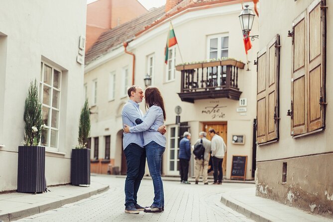 Lisbon Photo Tour With Private Expert Guide - Castelo, Alfama & Mouraria - Frequently Asked Questions