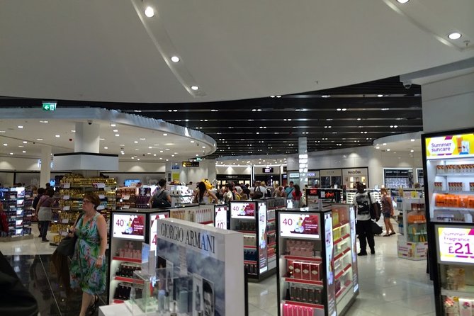 London Stansted Airport Private Transfers To/From London (Postcode SW5 to Sw11) - Frequently Asked Questions