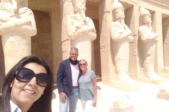 Luxor Private Tour to East and West Bank With Egyptology and Private Vehicle - Tour Inclusions and Highlights