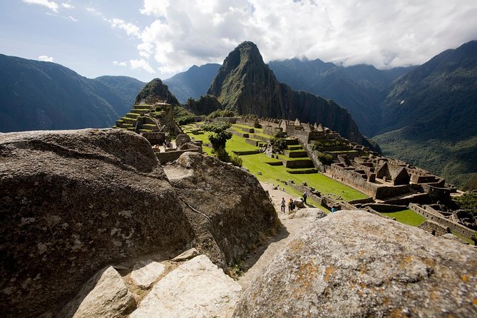 Machu Picchu Day Trip First Class Train Option From Poroy - Train Class Options Available