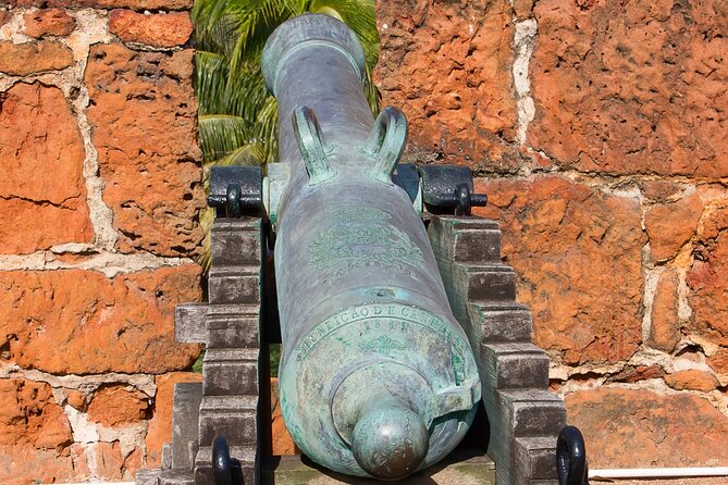 Maputo Downtown Walking Tour - Local Attractions Nearby
