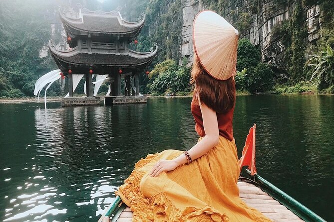 Ninh Binh Deluxe Day Tour: Hoa Lu - Trang an - Mua Cave - Price and Booking