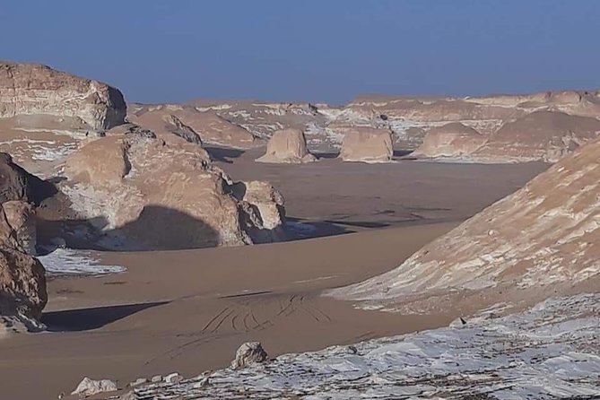 Overnight Tour to Baharyia Oasis( Black&White Desert With the Crystal Mountain) - Tour Overview
