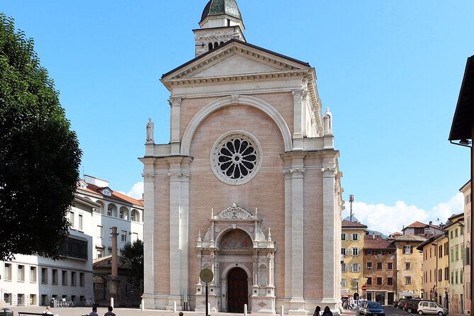 Private Audio Guided Walking Tour in Trento - Customization and Accessibility Options